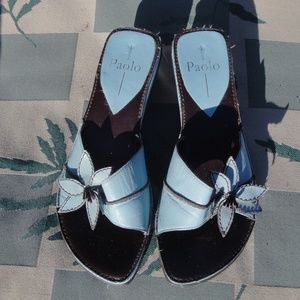 Linea Paolo Blue Sandal with flower S 7 M